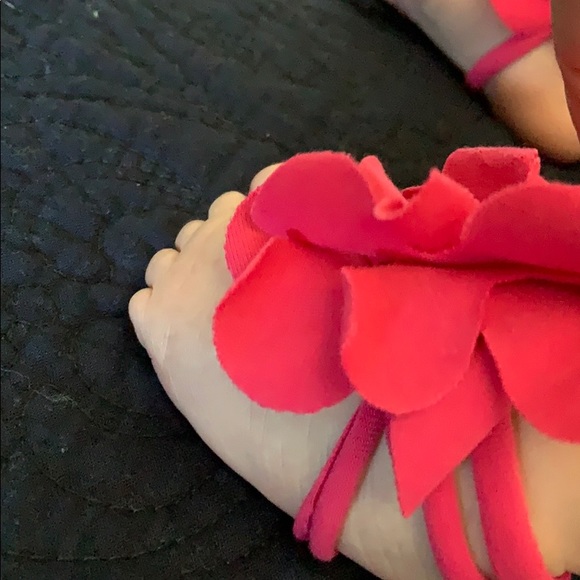 **DONATED**Baby barefoot sandals - Picture 3 of 9